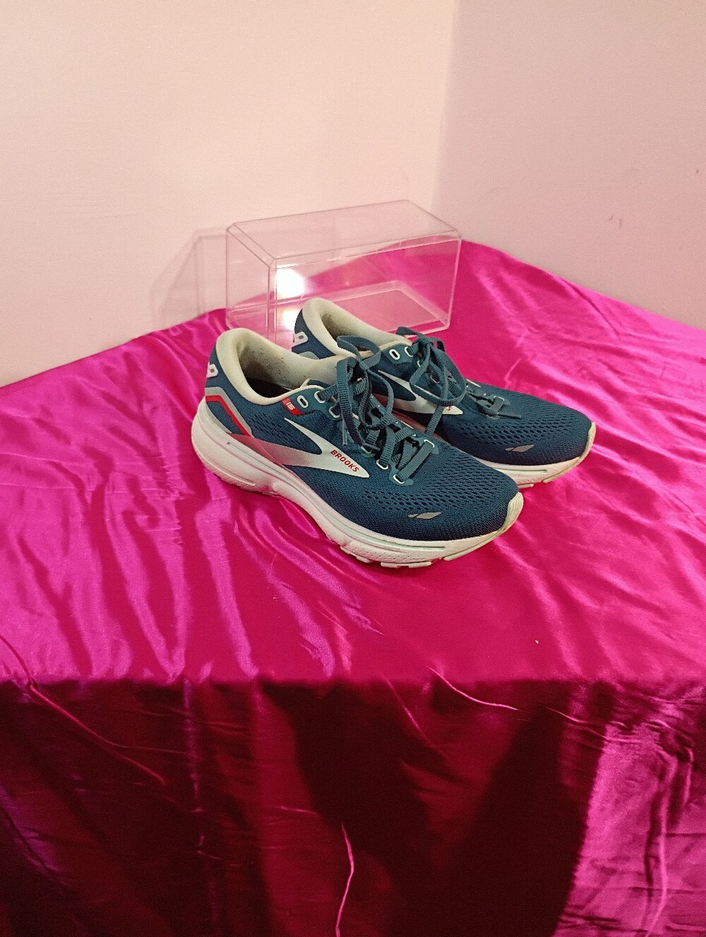 Brooks Ghost 15 Women's Size 6.5 B Navy White Sneakers Running Shoes UK 4.5.